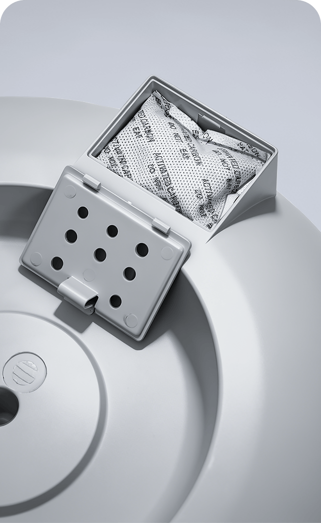 Built-in Charcoal Filter